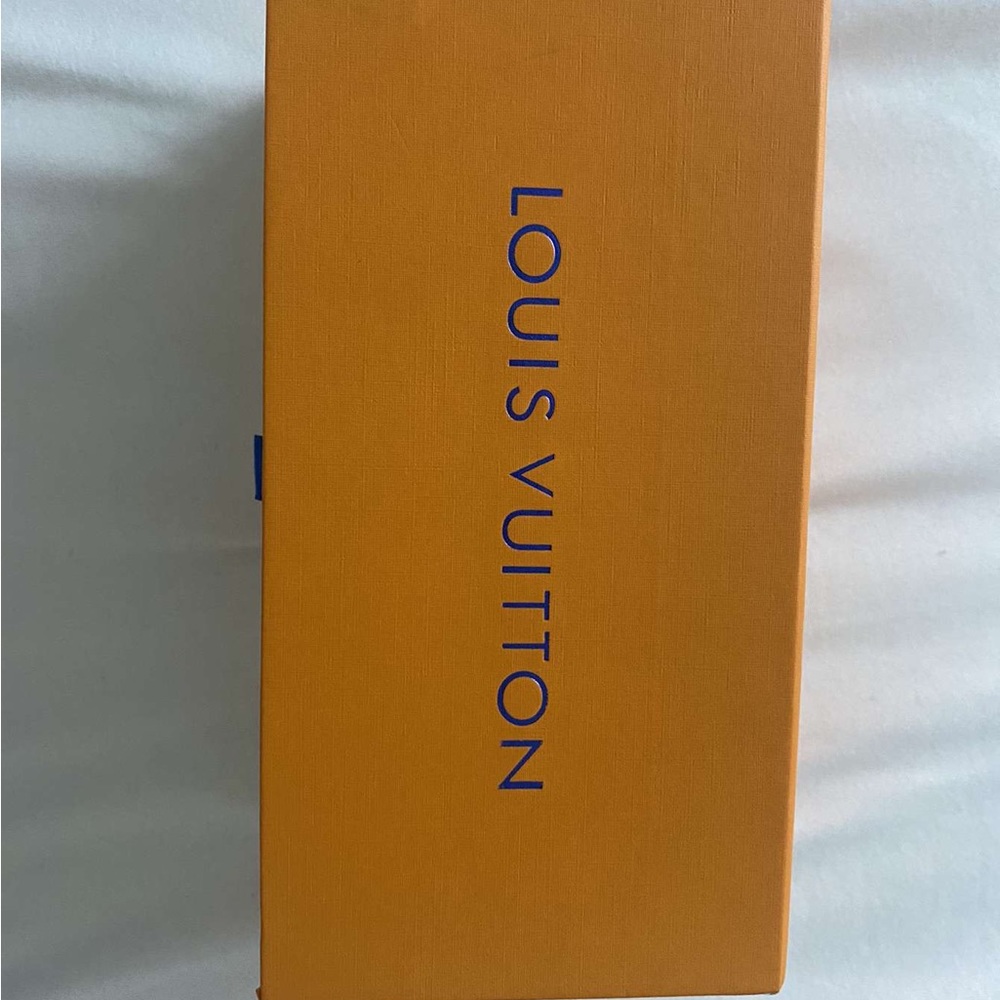 Taking offers 230+ - Picture 6 of 6